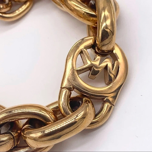 Michael Kors Rose Gold Link Toggle Bracelet - Picture 4 of 5